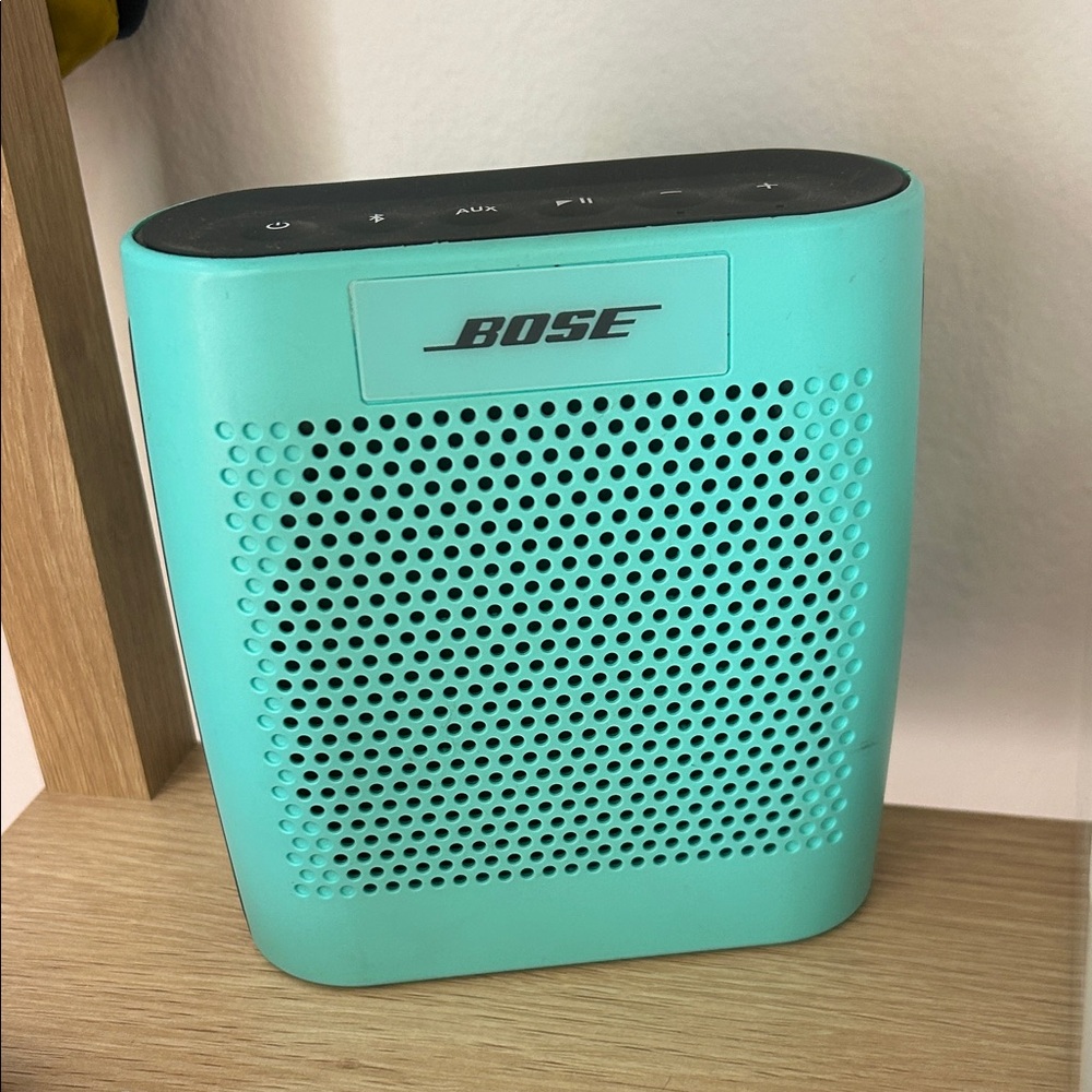 Bose Portable Bluetooth Speaker - turquoise
